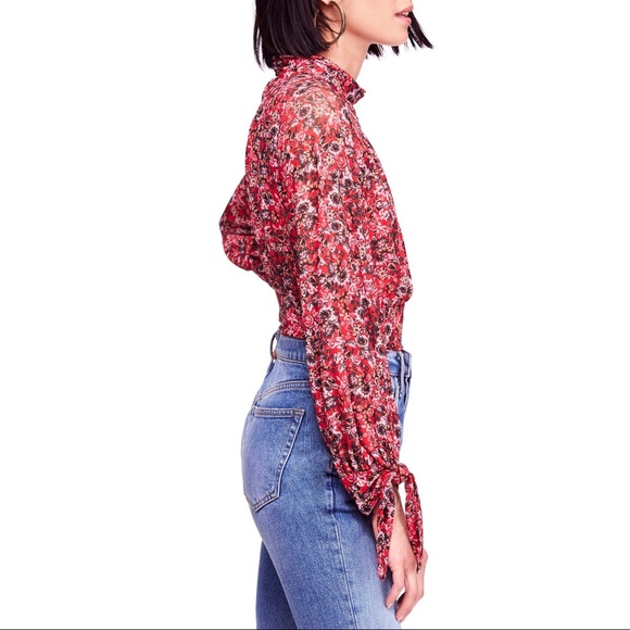 🌈 SOLD 🌈 FREE PEOPLE all dolled up poppy top - Picture 3 of 13